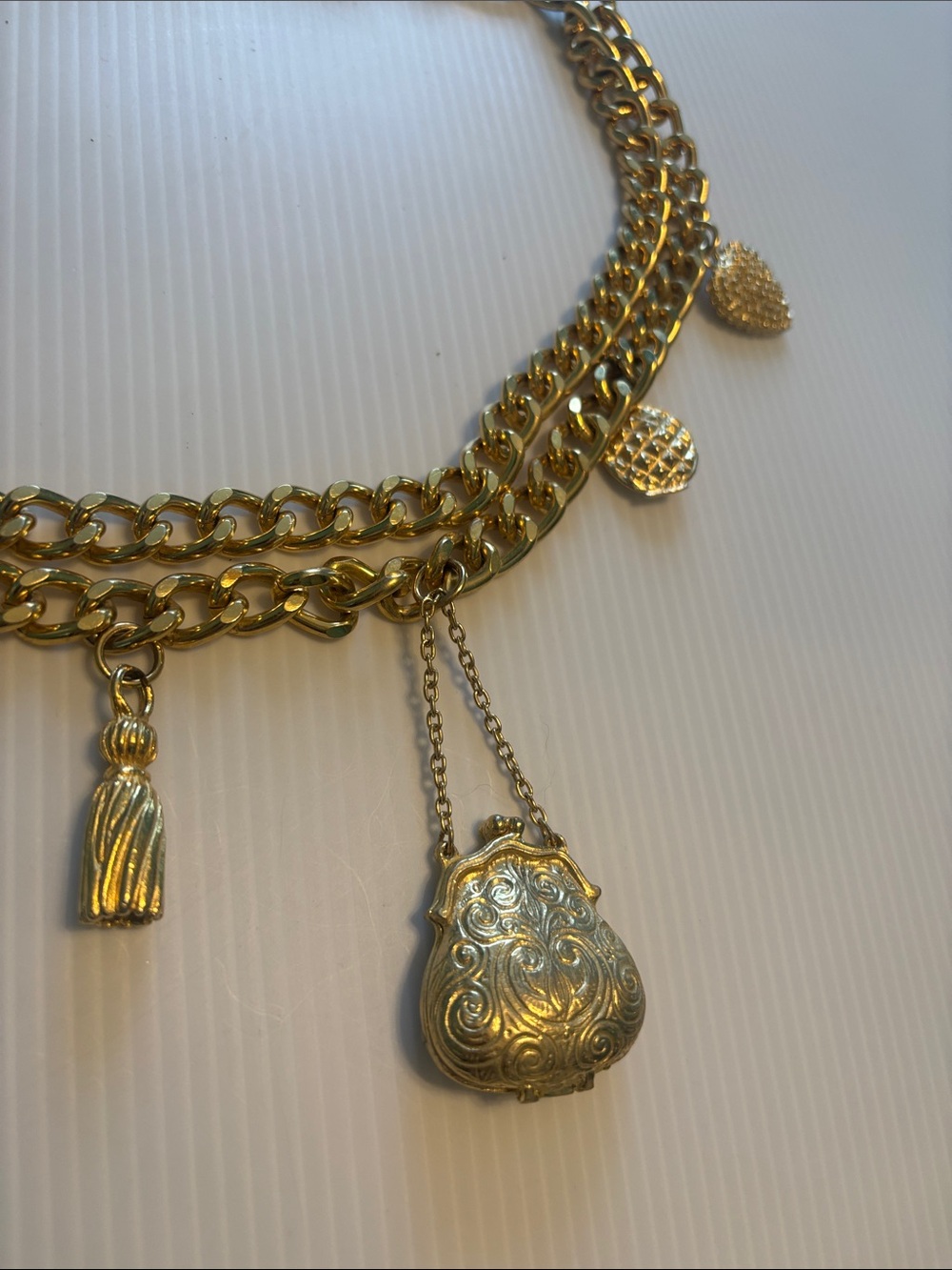 GOLD CHAIN CHARM BELT - Picture 2 of 6
